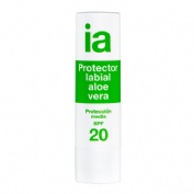 Interapothek Protector Labial con Aloe Vera SPF 20 (15 ml)